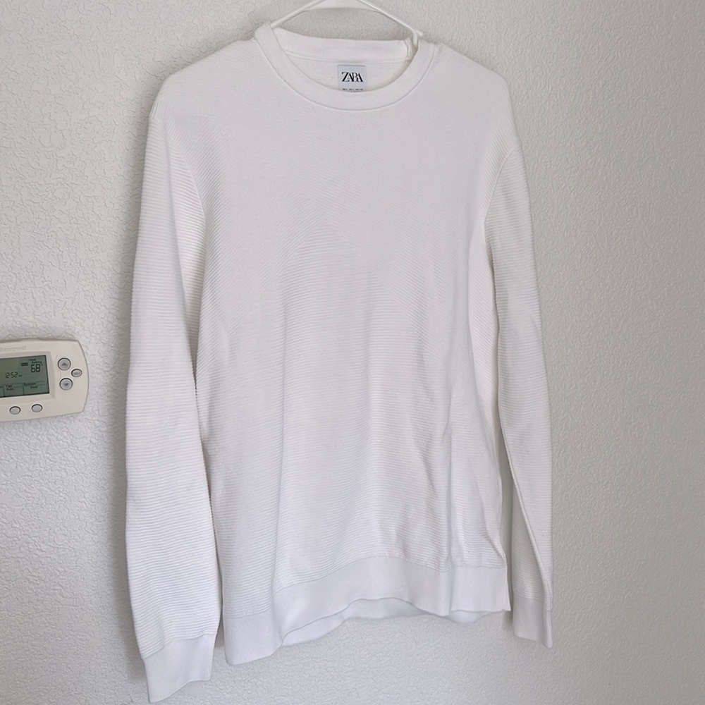 🖤 CLOSET CLEAR OUT 🖤 Zara White Long Sleeve Sweater/Crewneck